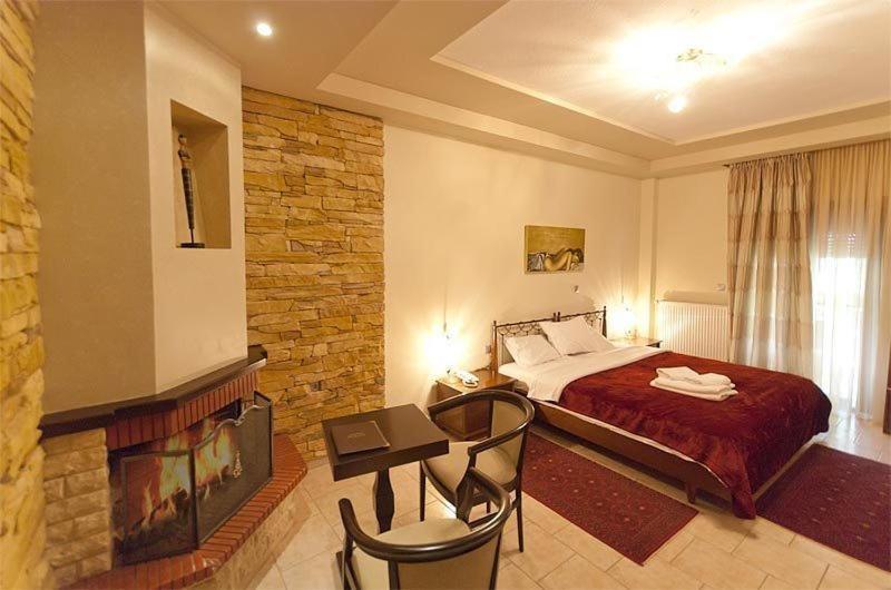 Nostos Hotel Káto Loutrákion Quarto foto