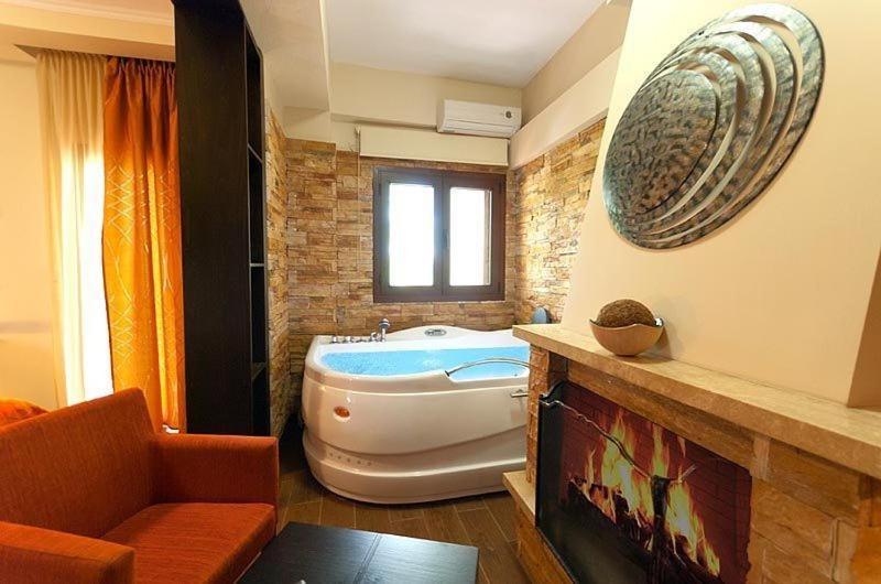 Nostos Hotel Káto Loutrákion Quarto foto