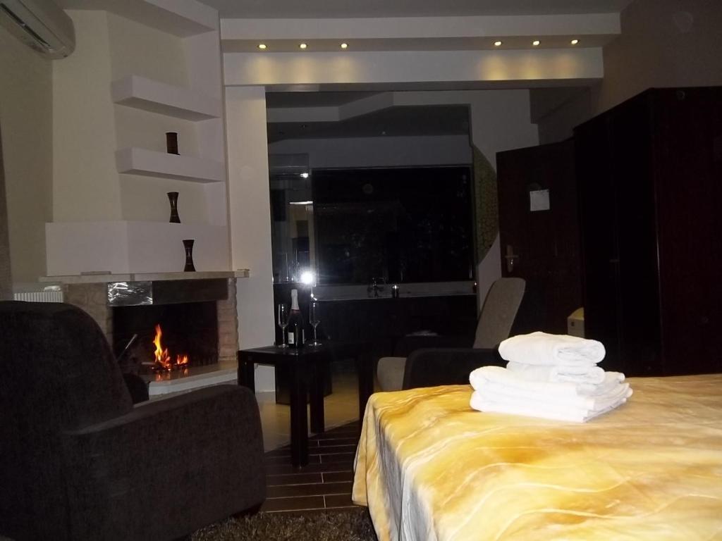 Nostos Hotel Káto Loutrákion Quarto foto
